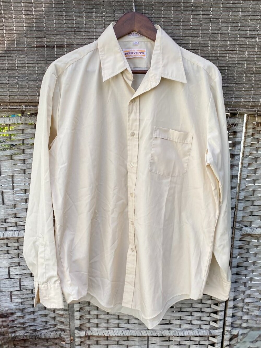 1970s Mervyn’s Men's Button Up Shirt Made in Korea Large Brown Cream Tan Vintage